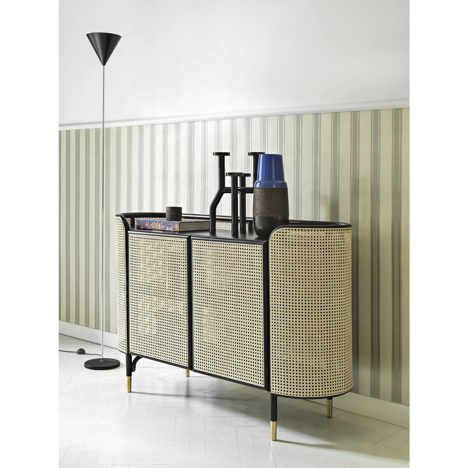 Cabinet Mos | 136x91cm