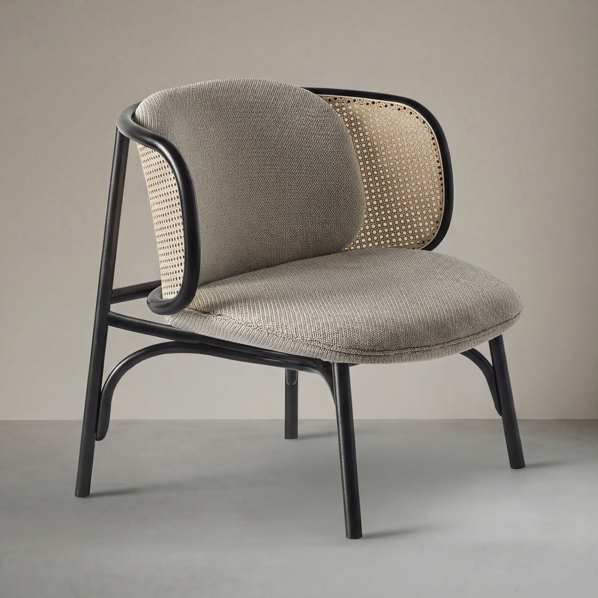 Lounge Chair Suzenne | Upholstery Choice